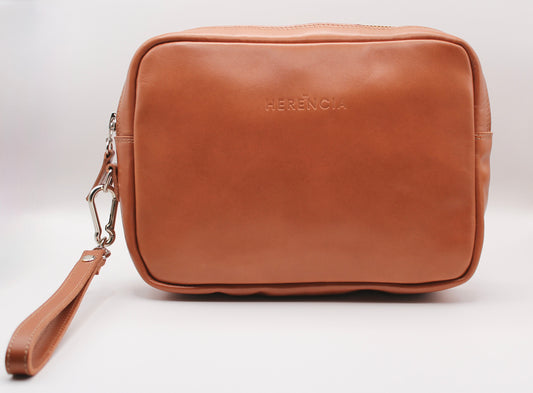 Estuche Organizador Heredero Cuero Café, con forro interior Verde Escocés inglés.