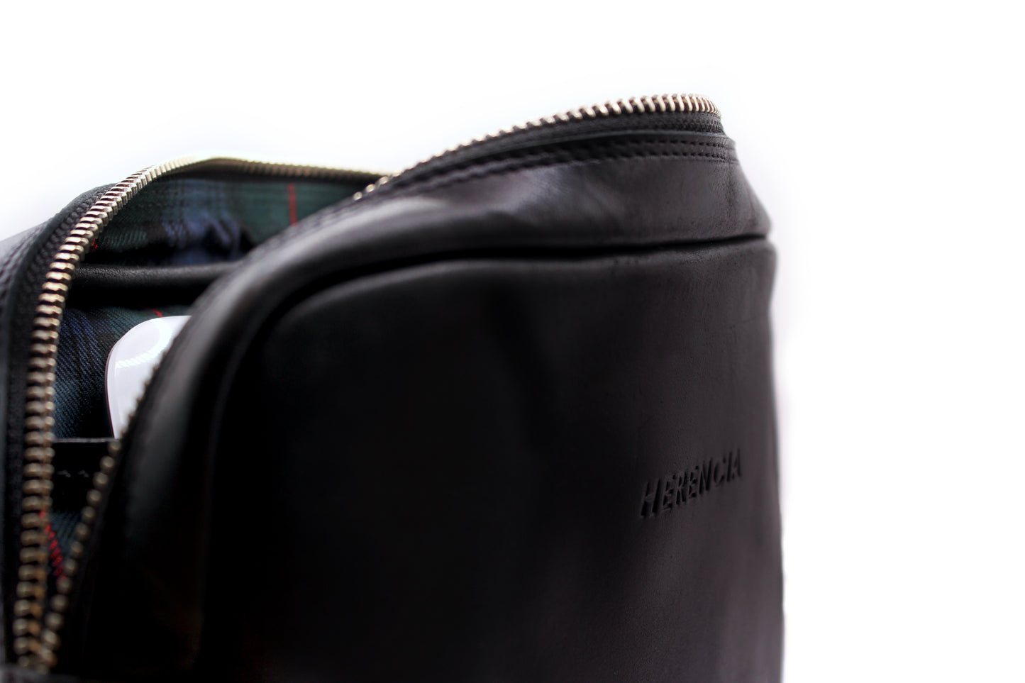 Estuche Organizador Heredero. Cuero Premium Negro, forro interior Verde Escocés.